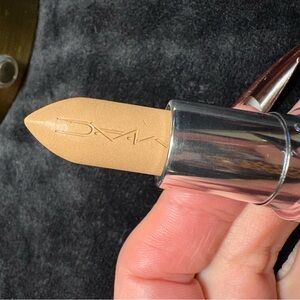 MAC Nude Beige Lipstick
